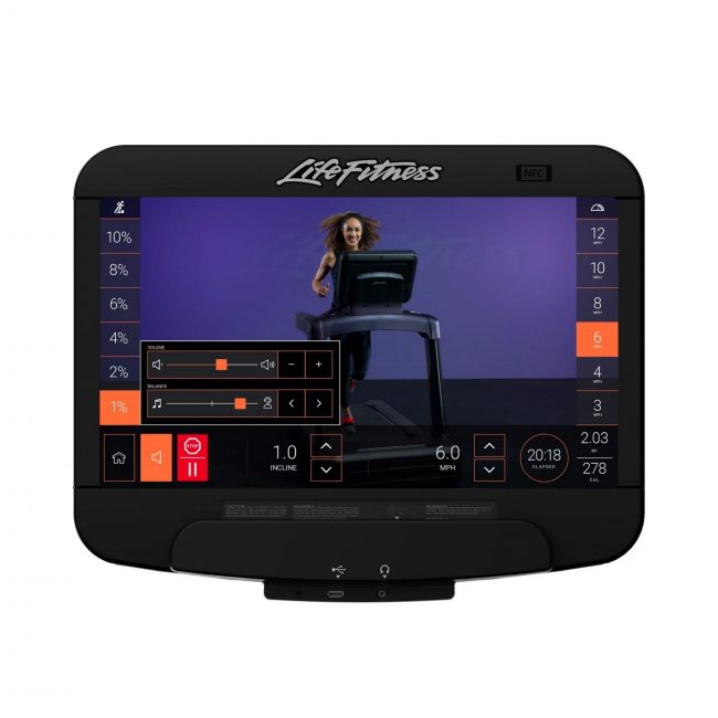Tapis de course Platinum SE3HD - LIFE FITNESS – Image 3