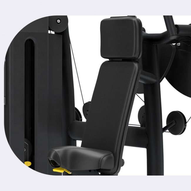 Vertical Traction 700 - TECHNOGYM – Image 3