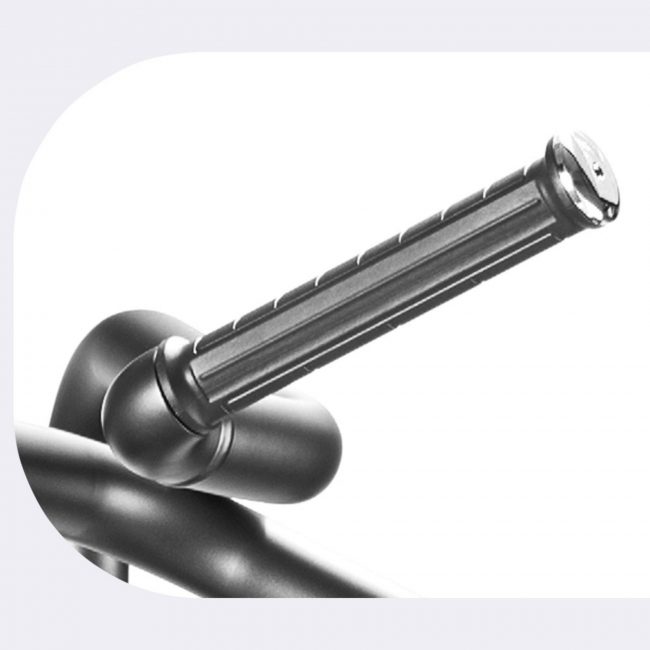 Vertical Traction Artis - TECHNOGYM – Image 3